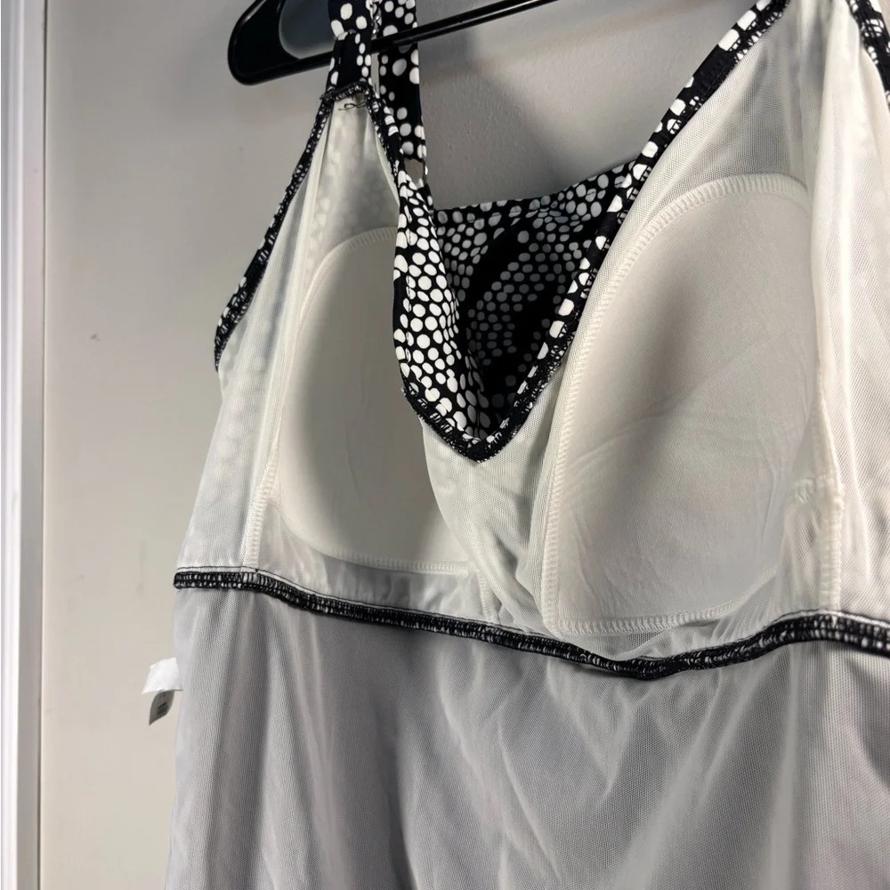 Catherines Black White Swim Dress One Piece Built In Bra 22W